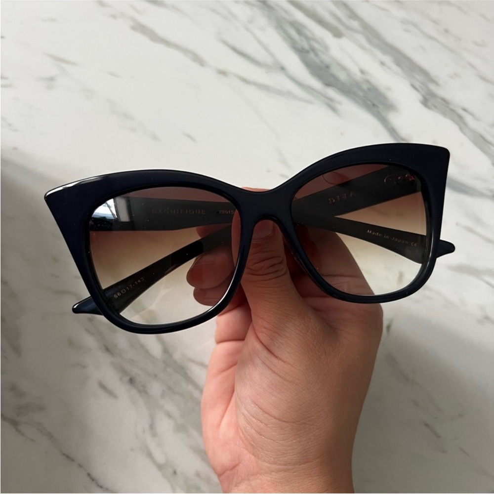 Dita Magnifique Cat Eye Sunglasses ๐ถ๏ธโจ - Picture 5 of 7